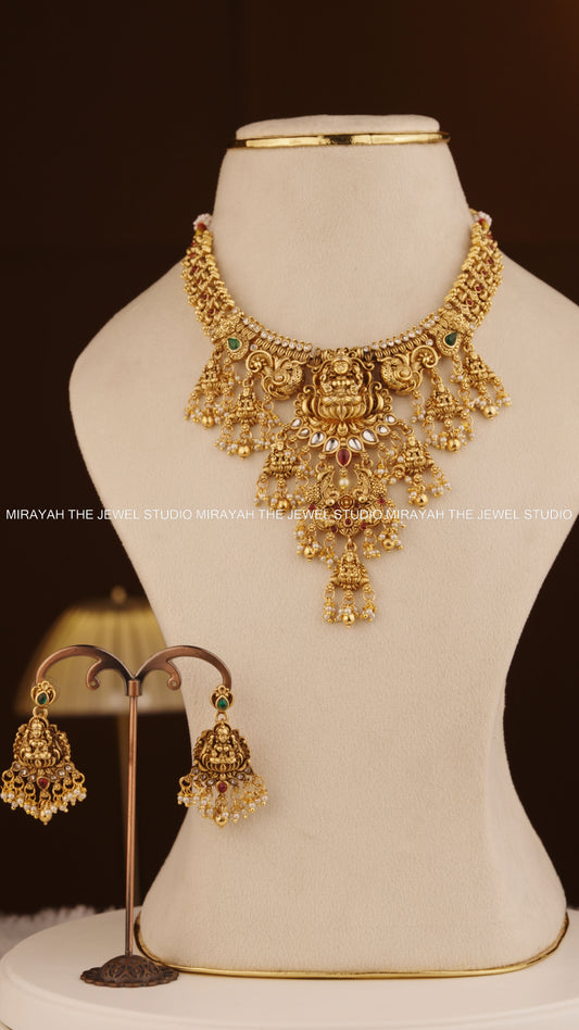 SRI RAJAVAIBHAVI NECKLACE