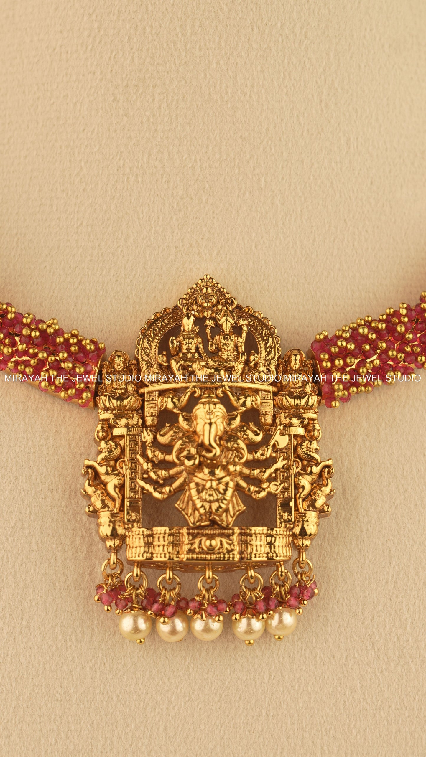 MOOSHIKA PRABHA NECKLACE