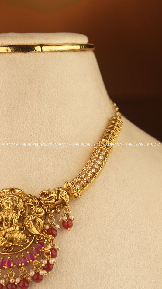 VAIDEHI RUBY CREST NECKLACE