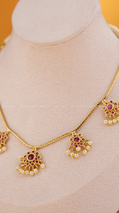 TWILIGHT FLOWERS NECKLACE - PINK