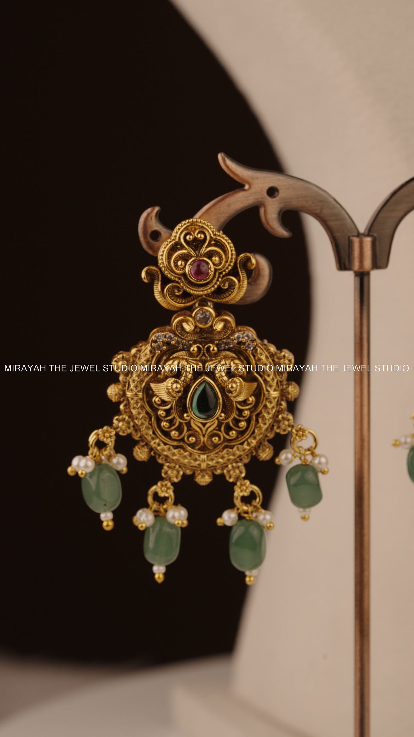 MIRAYAH MARAKATA ROYALE NECKLACE