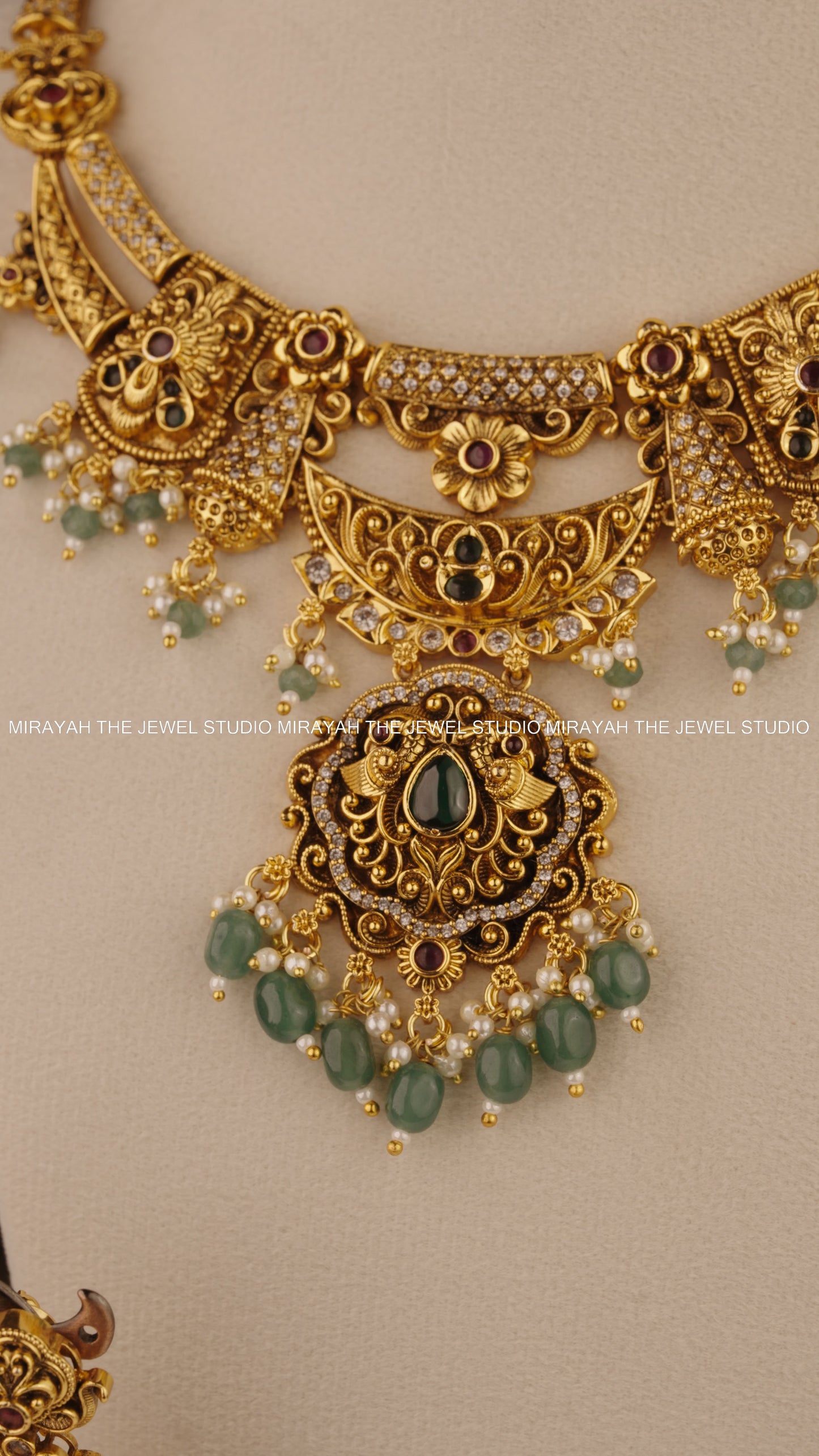MIRAYAH MARAKATA ROYALE NECKLACE