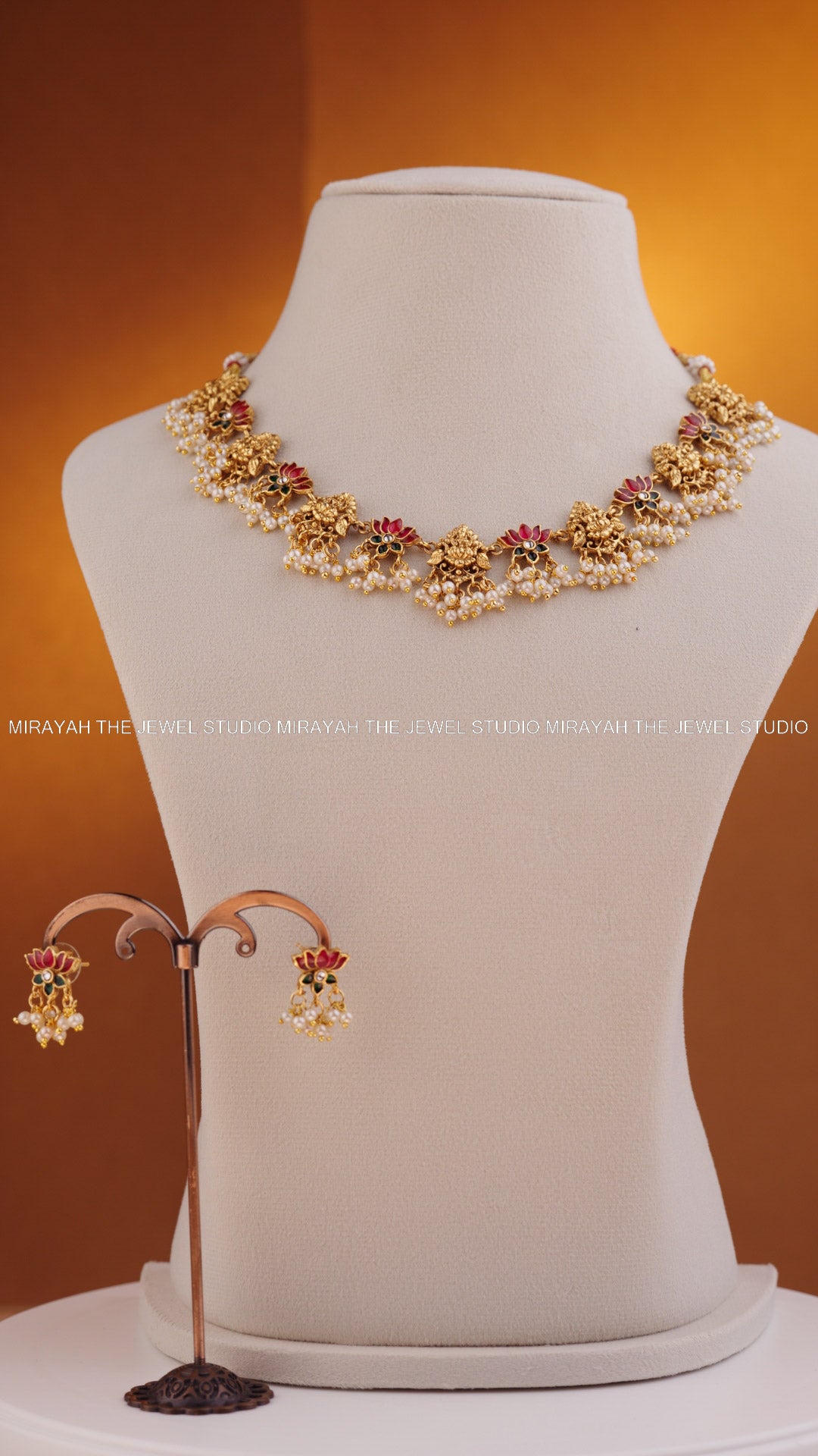 PADMA RAGINI PEARL NECKLACE