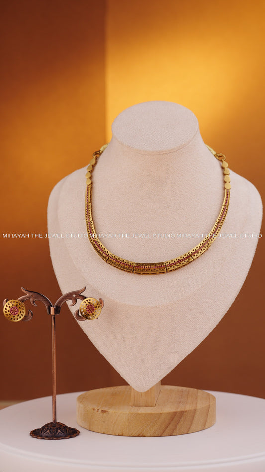 LUMINOUS AURA NECKLACE - PINK