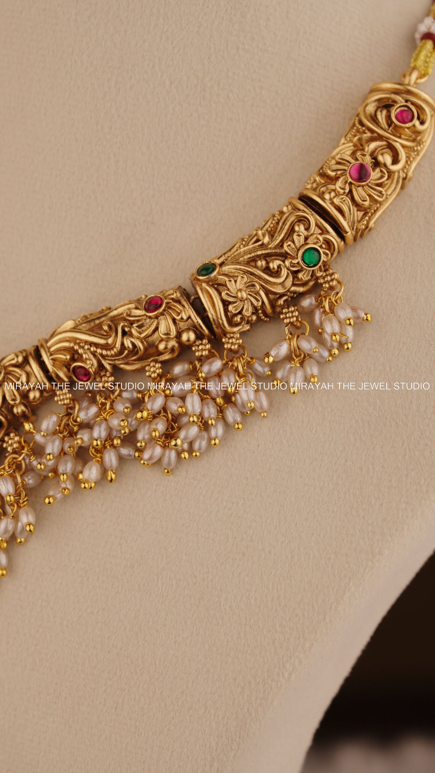 PEARL VEENA NECKLACE