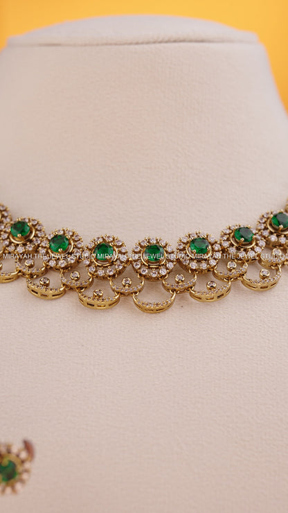 SPARKLING BLOSSOM AD NECKLACE - GREEN