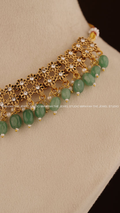 FLORAL VINE NECKLACE
