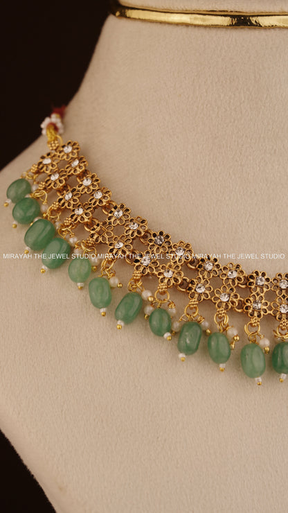 FLORAL VINE NECKLACE