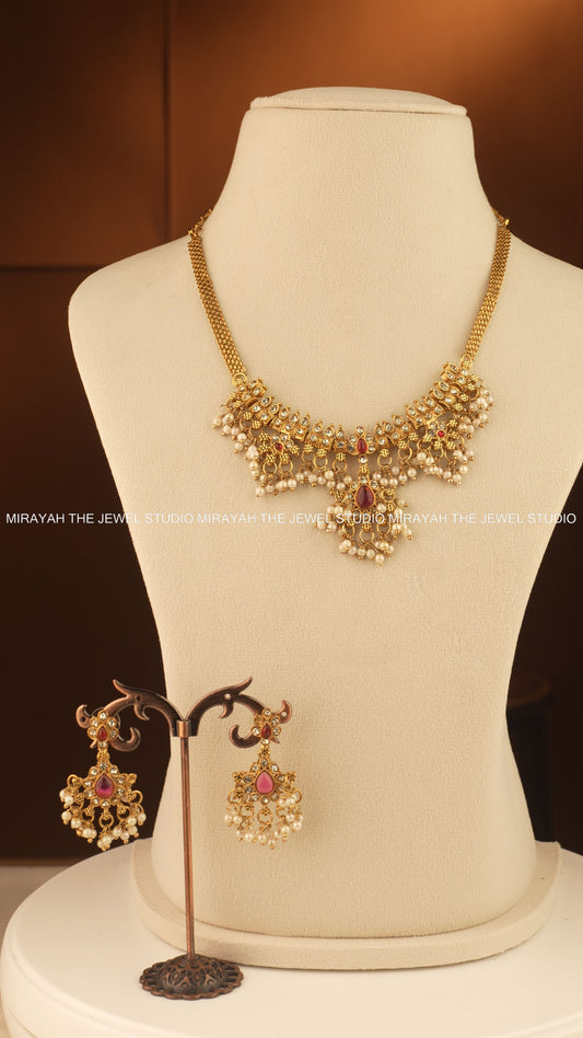 SIMPLE DROPLET NECKLACE - RED