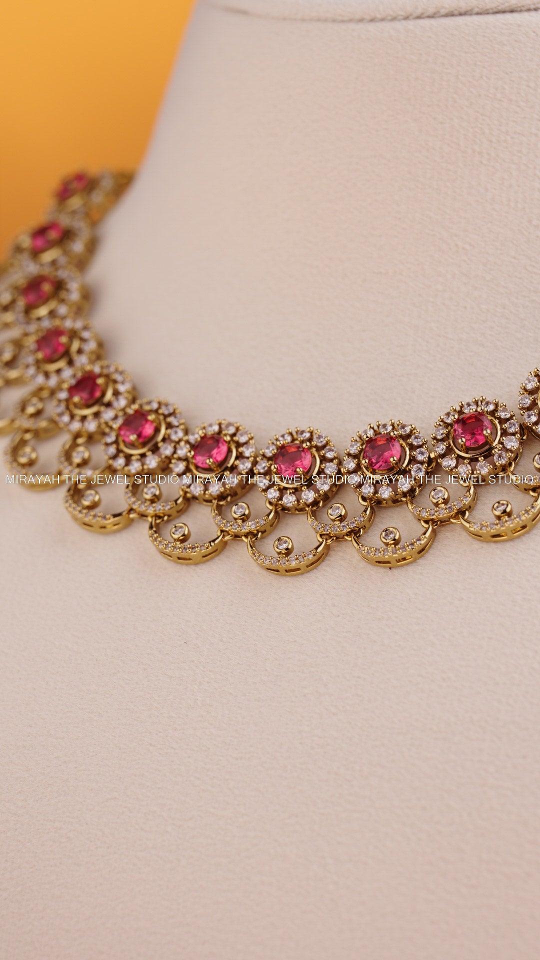 SPARKLING BLOSSOM AD NECKLACE - RED