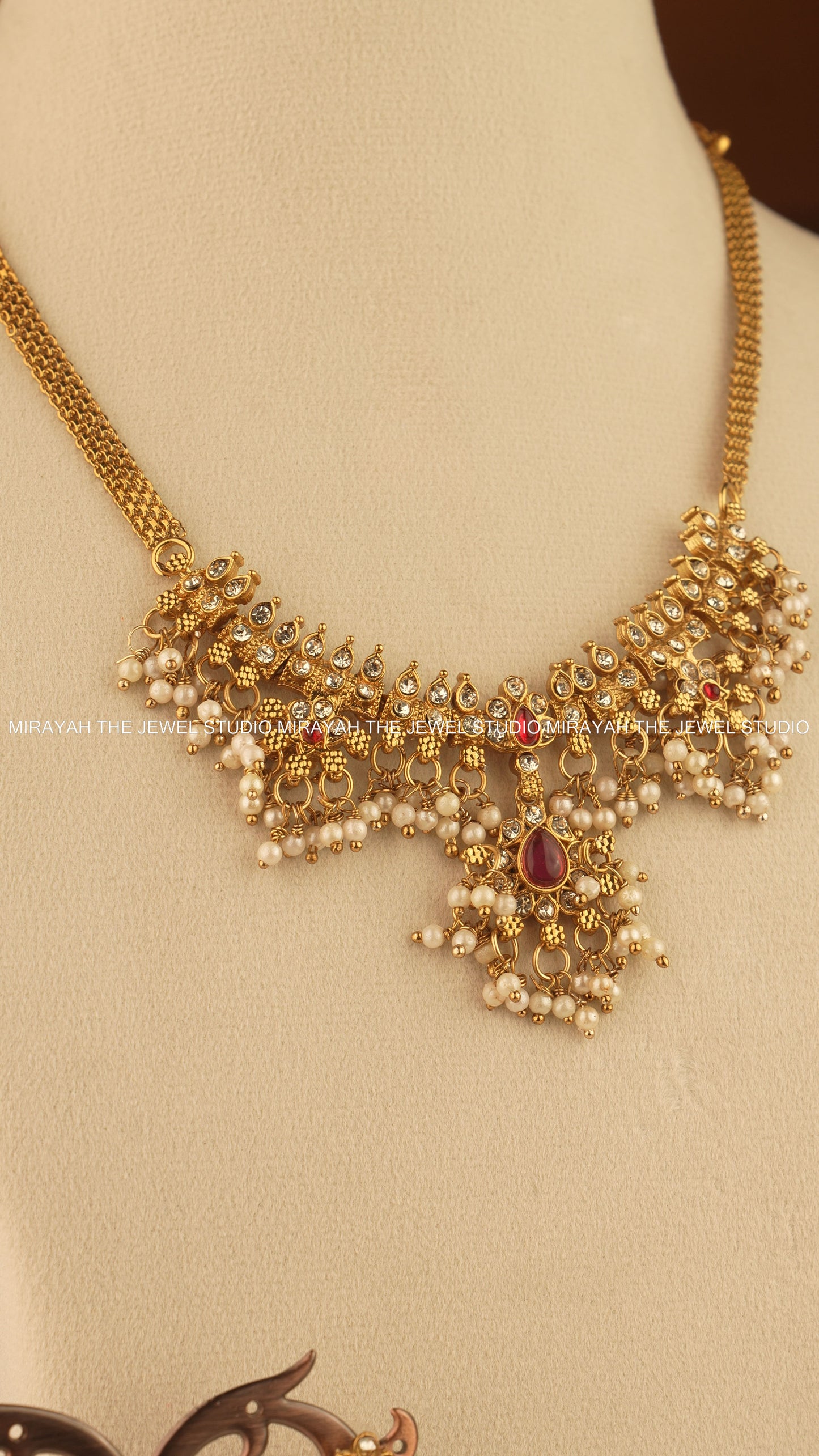 SIMPLE DROPLET NECKLACE - RED