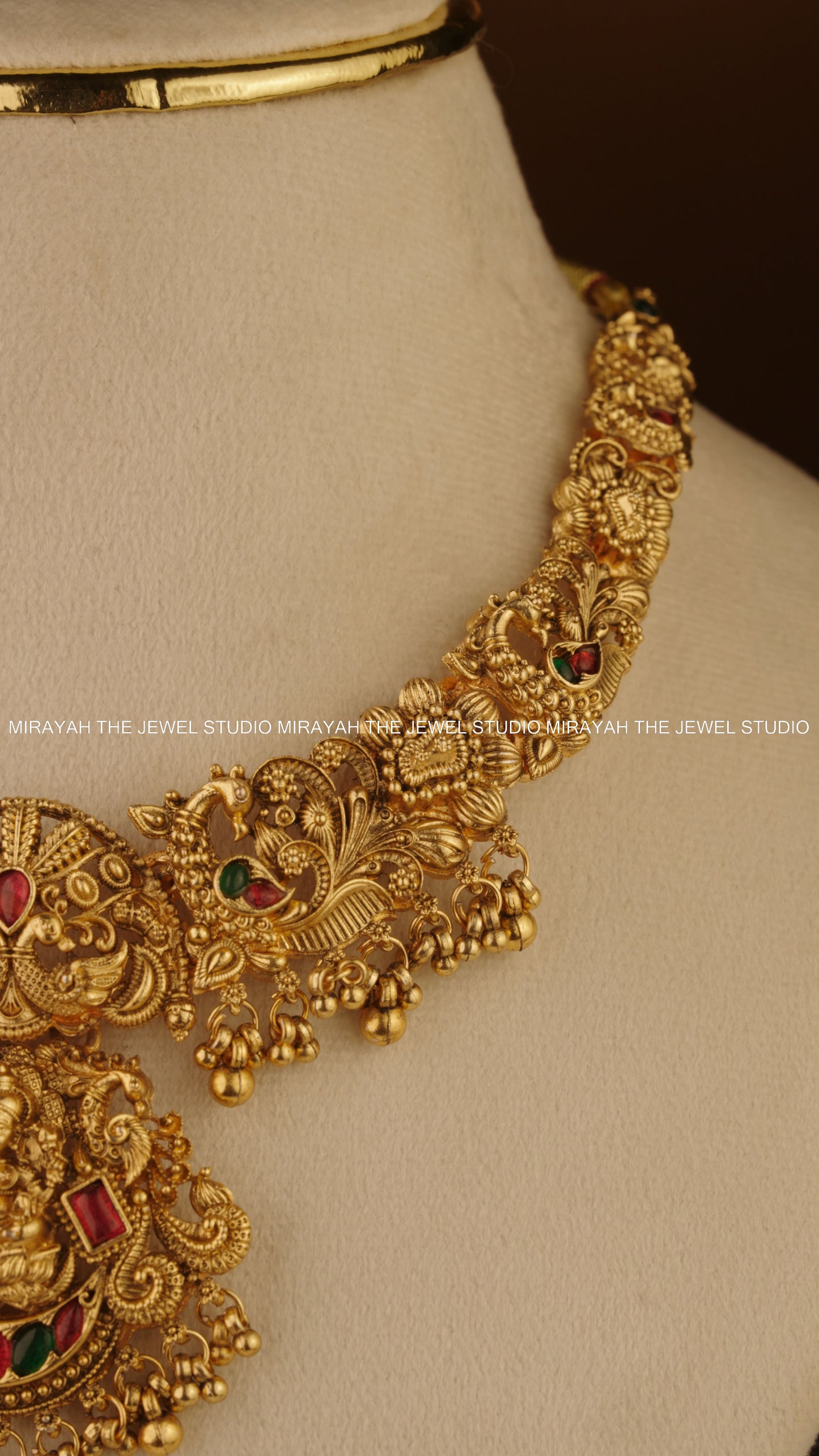 SHREYA VARNIKA NECKLACE