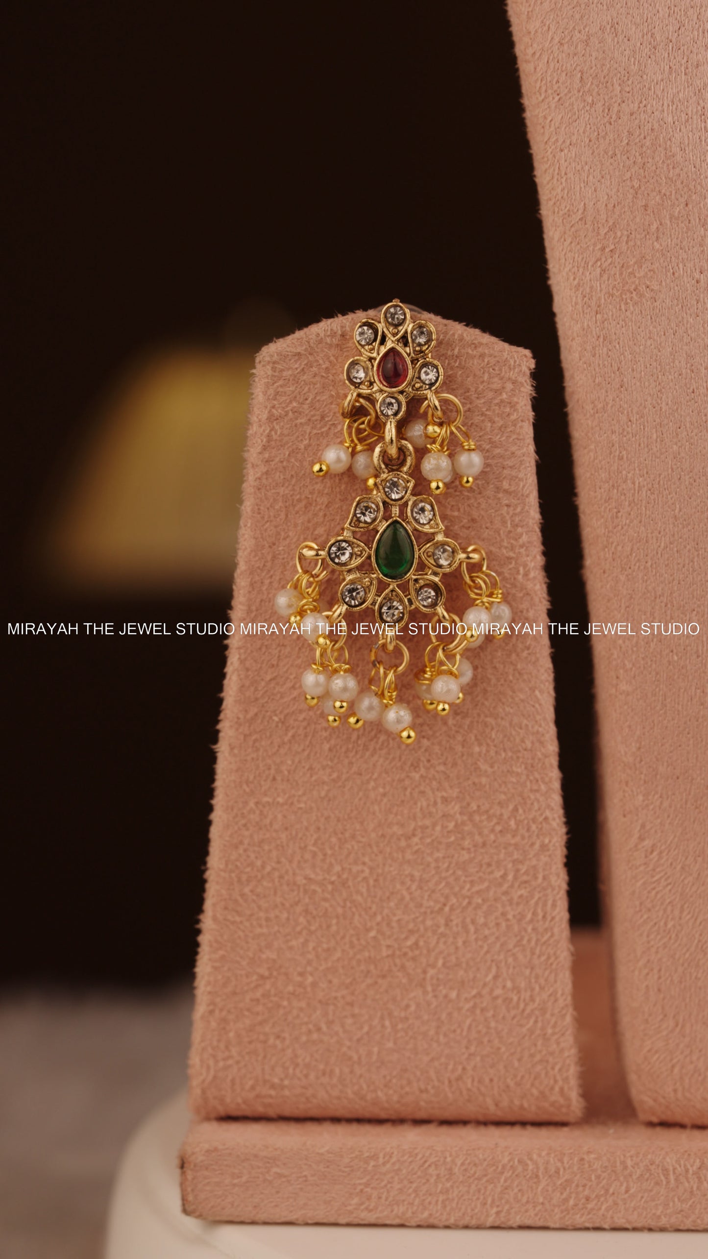 SITARA PEARL NECKLACE