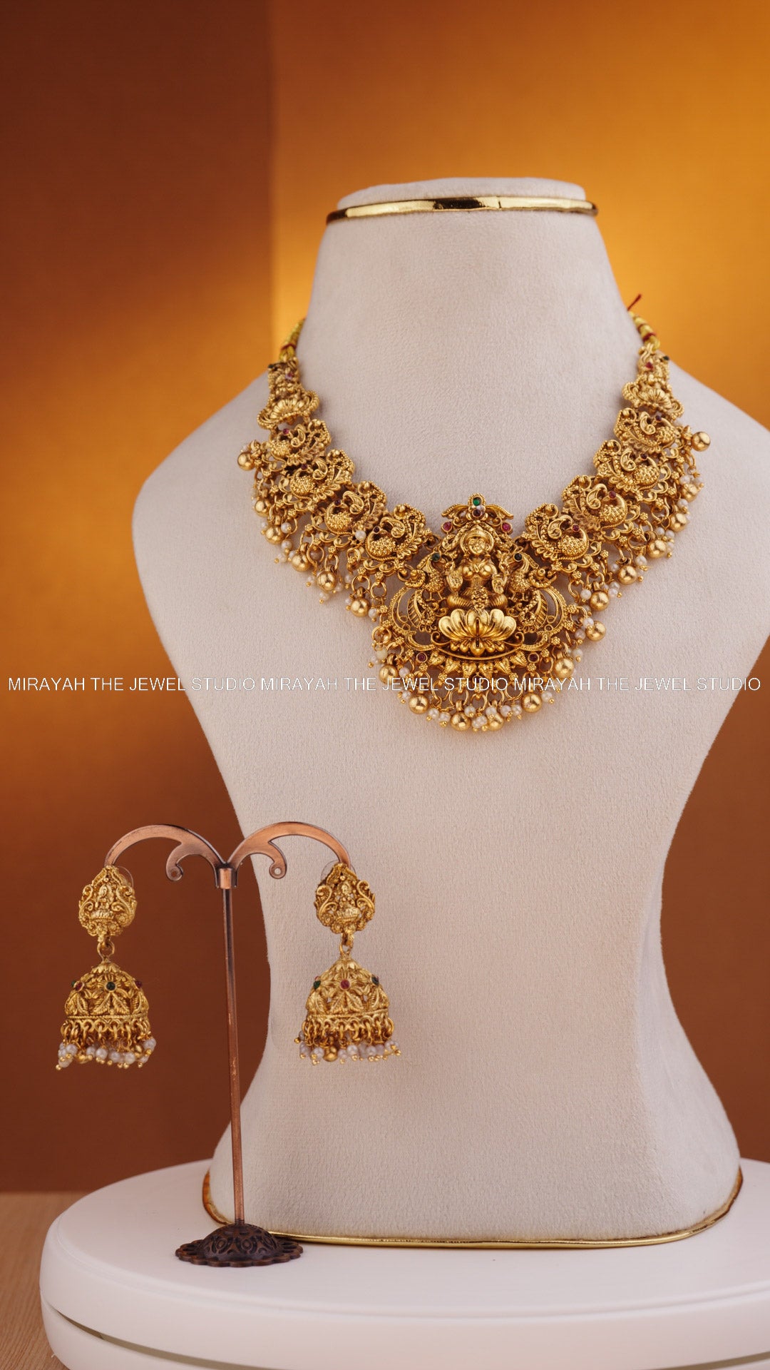 GOLDEN SAMRIDDHI NECKLACE