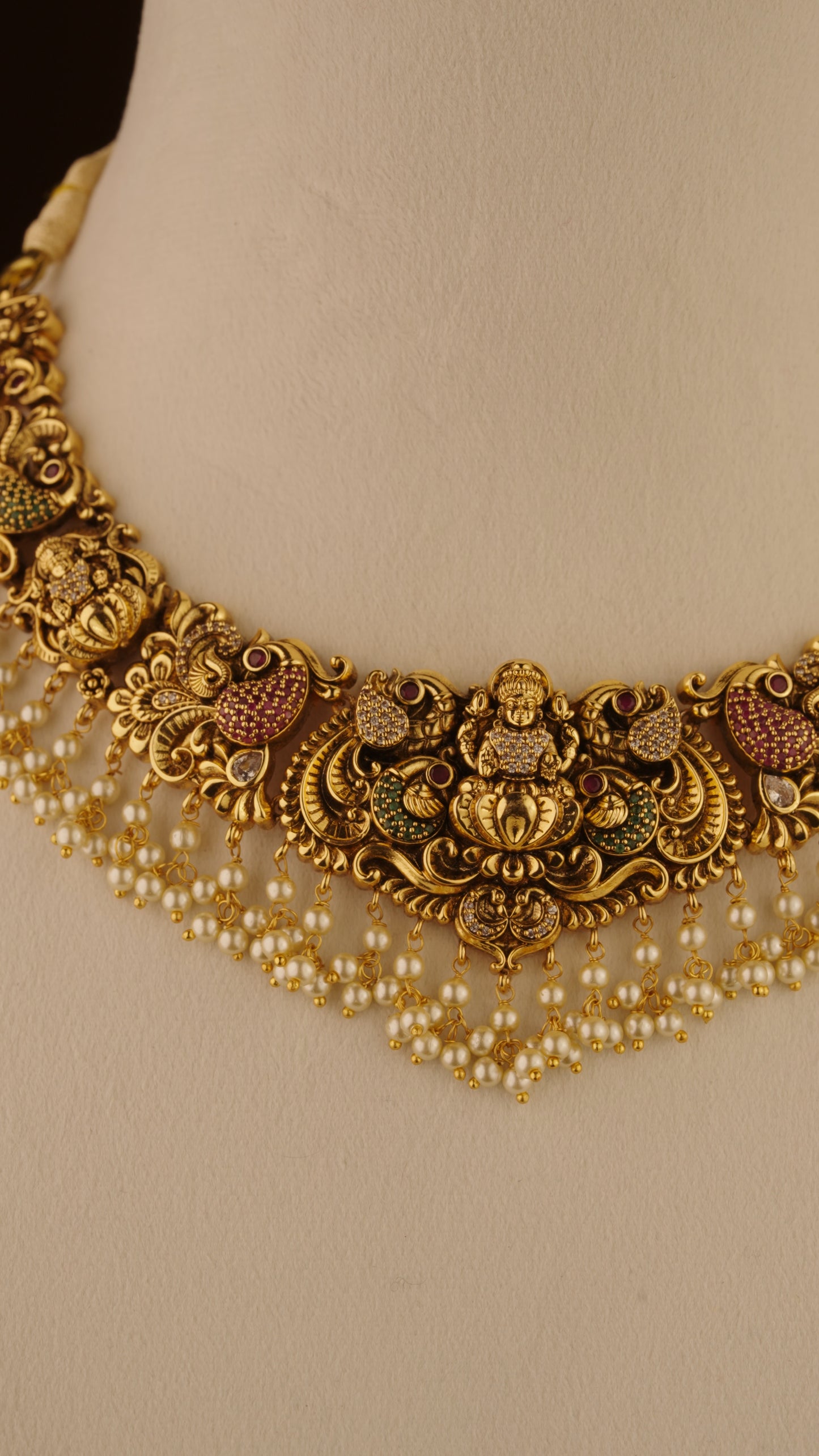 PEACOCK TARANGINI NECKLACE - PINK AND GREEN