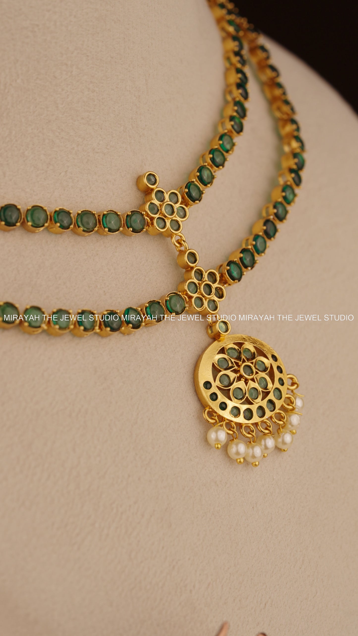 PREMIUM HERITAGE ATTIGAI - EMERALD