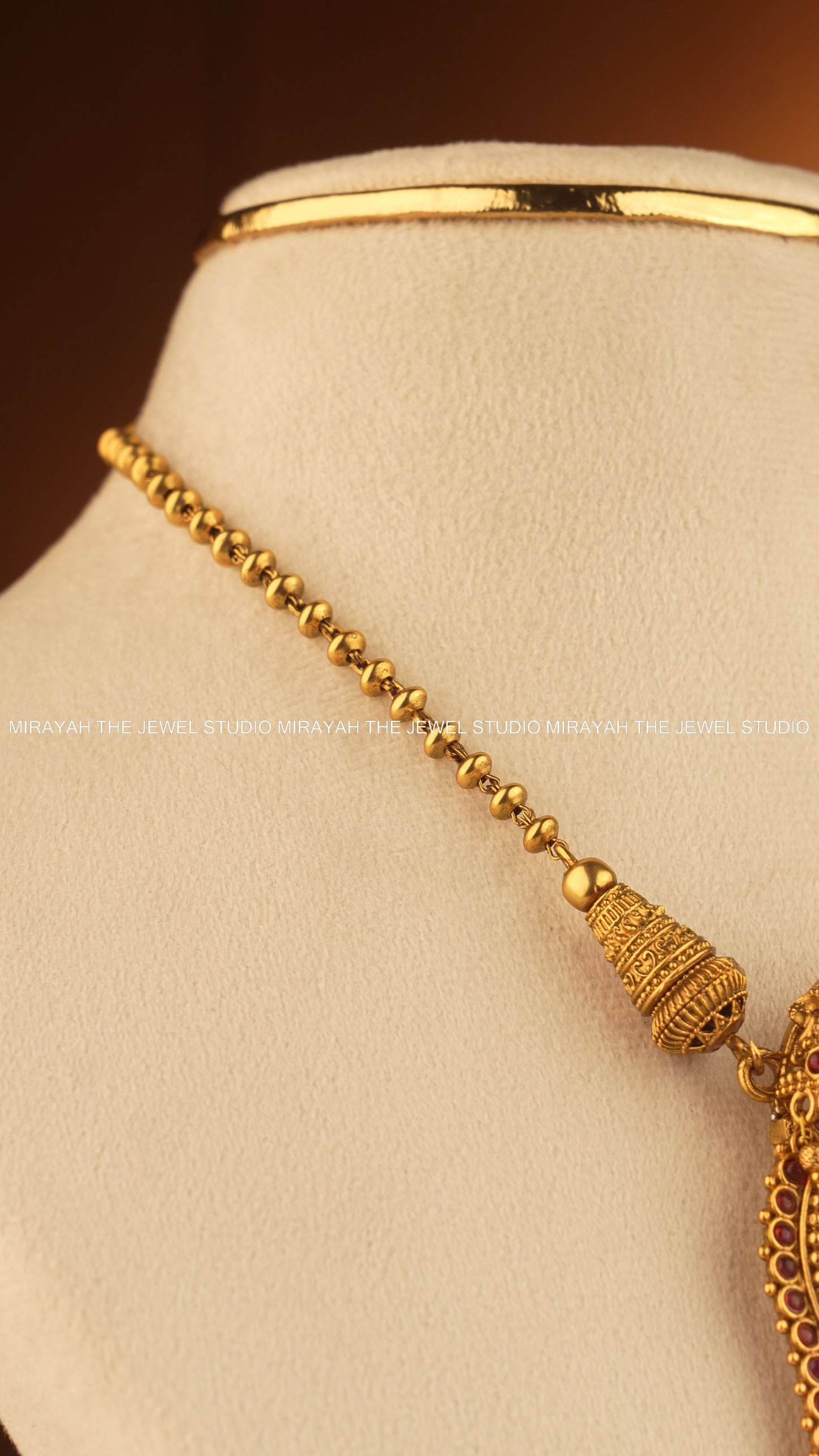 RADHEY SHYAM TEMPLE NECKLACE - RED