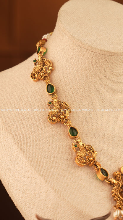 VAISHNAVEE PENDANT NECKLACE - GREEN