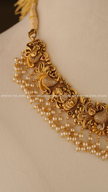 PEACOCK TARANGINI NECKLACE - WHITE