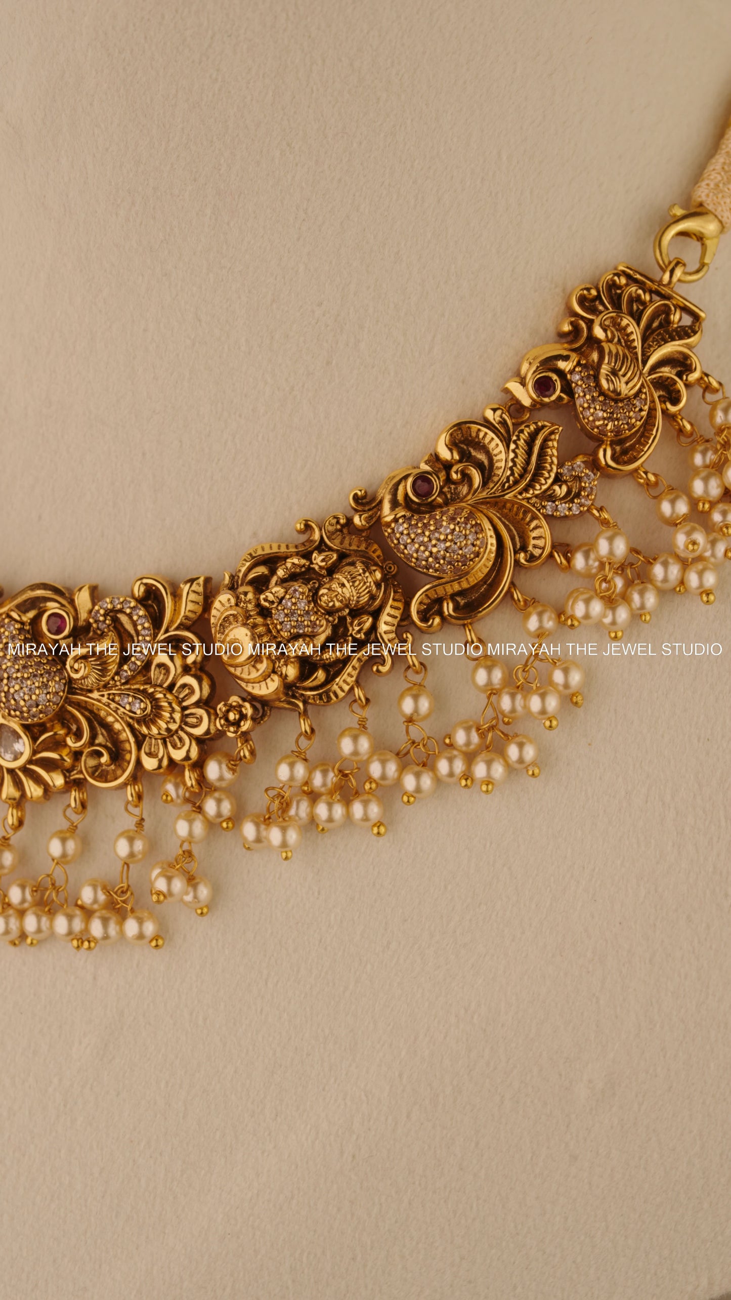 PEACOCK TARANGINI NECKLACE - WHITE