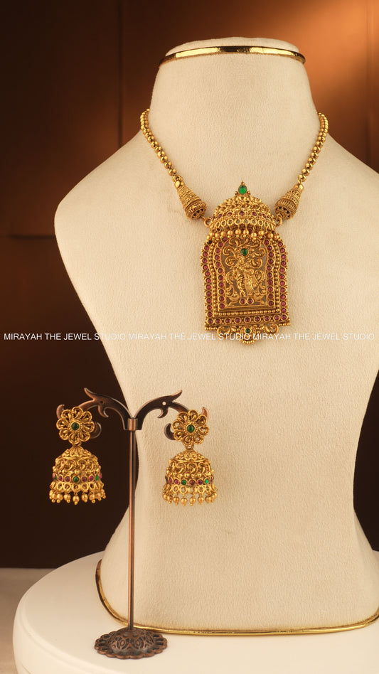 RADHEY SHYAM TEMPLE NECKLACE - RED AND GREEN