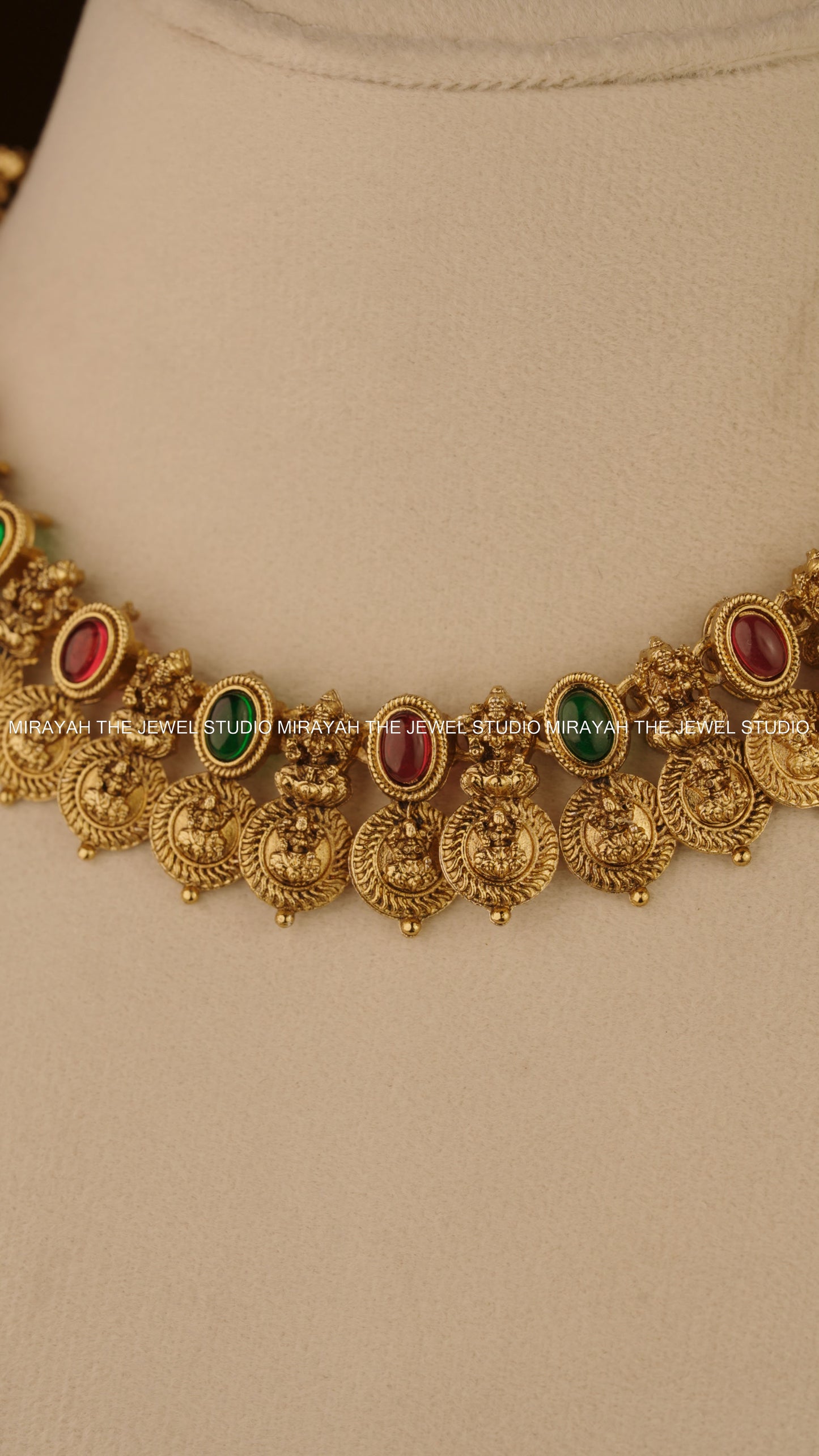 TAARIKA KAASU NECKLACE - RED AND GREEN