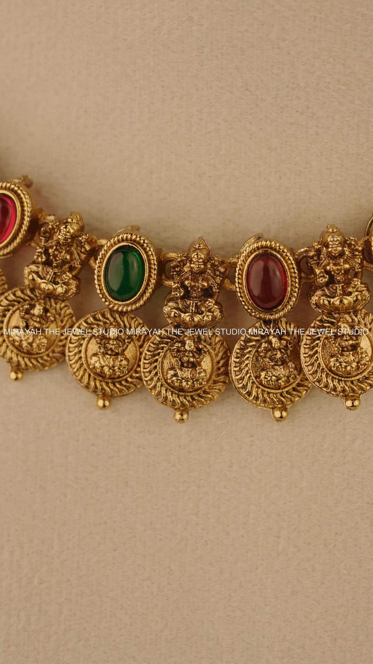 TAARIKA KAASU NECKLACE - RED AND GREEN