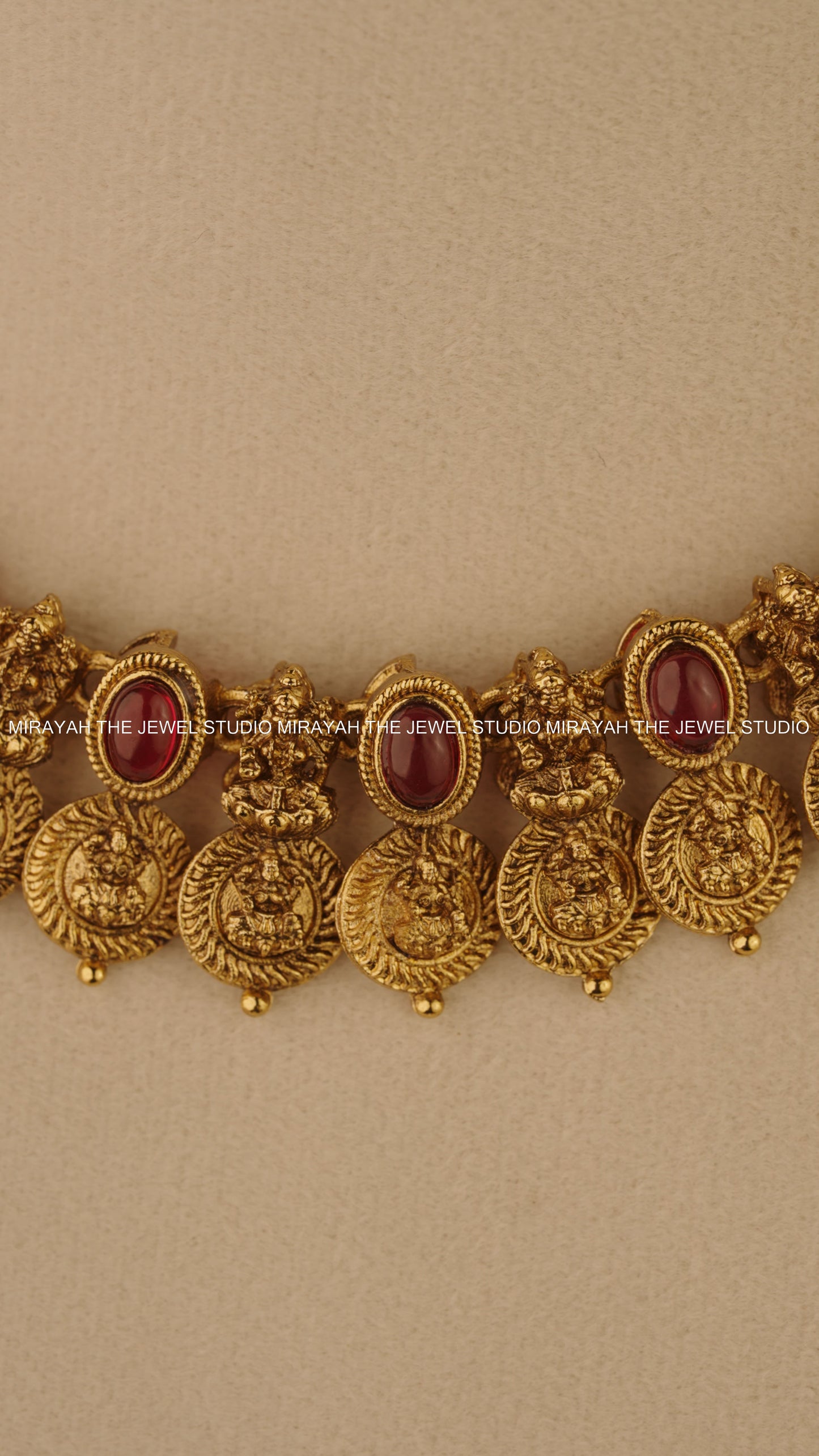 TAARIKA KAASU NECKLACE - RED