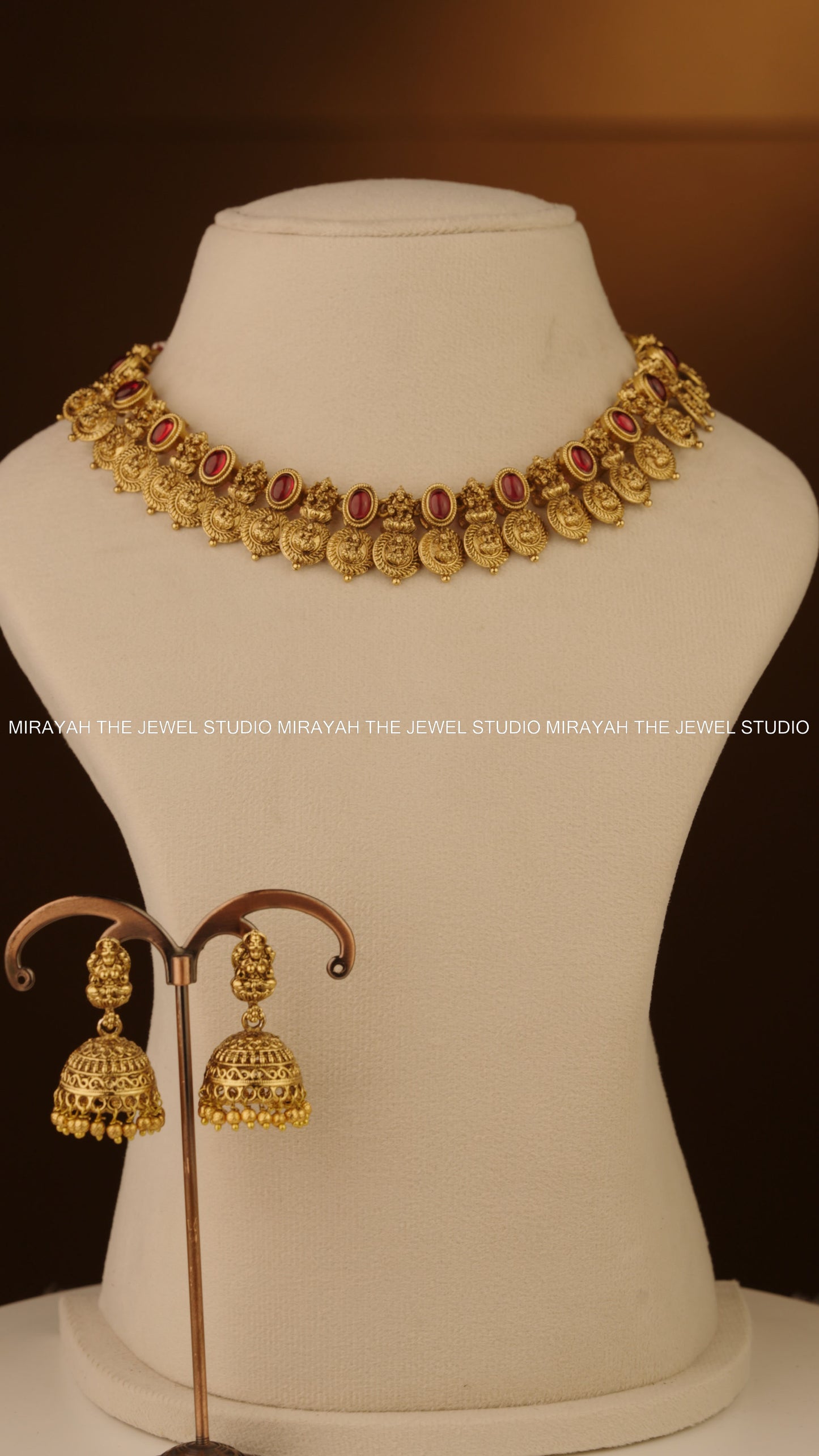 TAARIKA KAASU NECKLACE - RED
