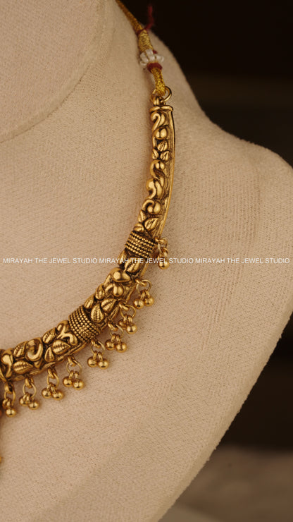 MANJARI MEENAKARI NECKLACE - GREEN