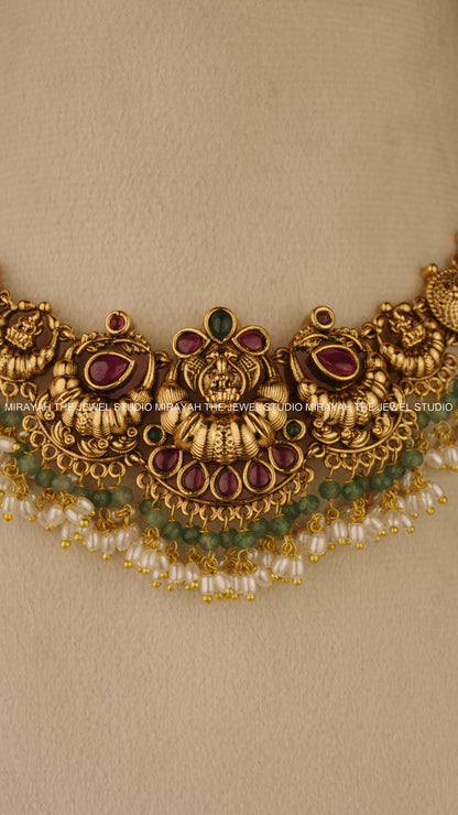 VELOURA TEMPLE NECKLACE