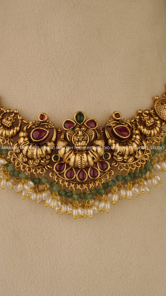 VELOURA TEMPLE NECKLACE