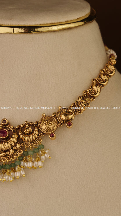 VELOURA TEMPLE NECKLACE