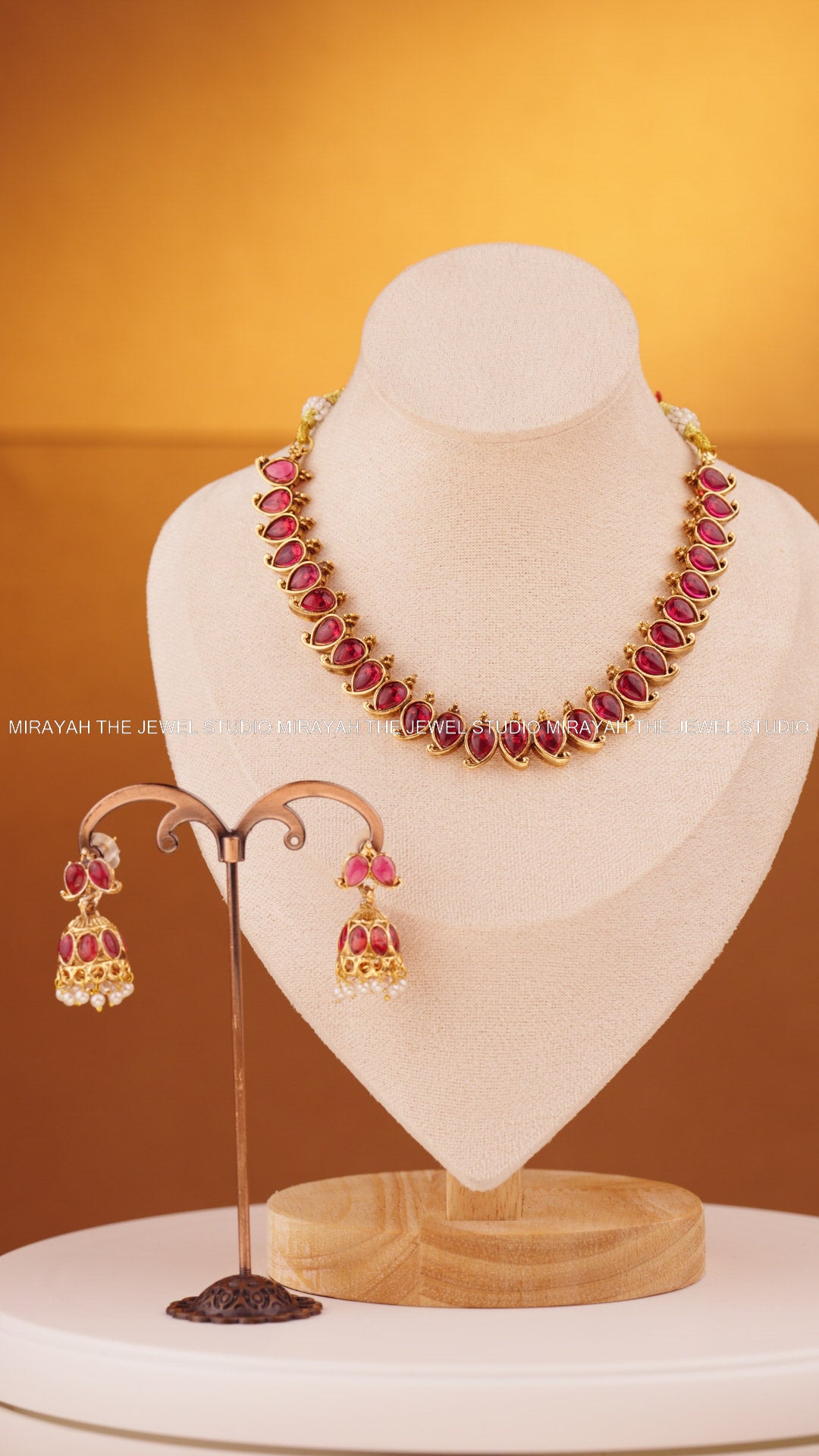 PONMANI MANGO NECKLACE - RED
