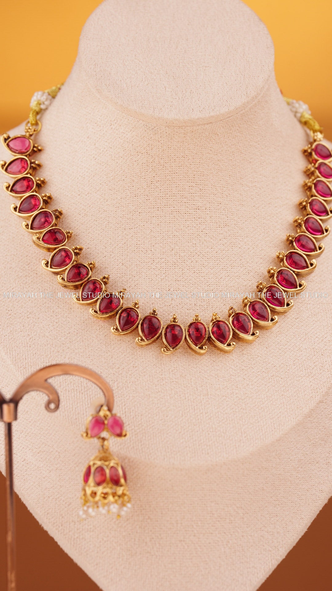 PONMANI MANGO NECKLACE - RED