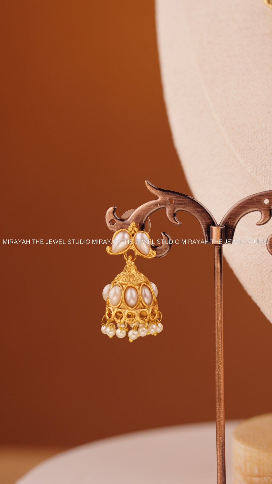 PONMANI MANGO NECKLACE - WHITE