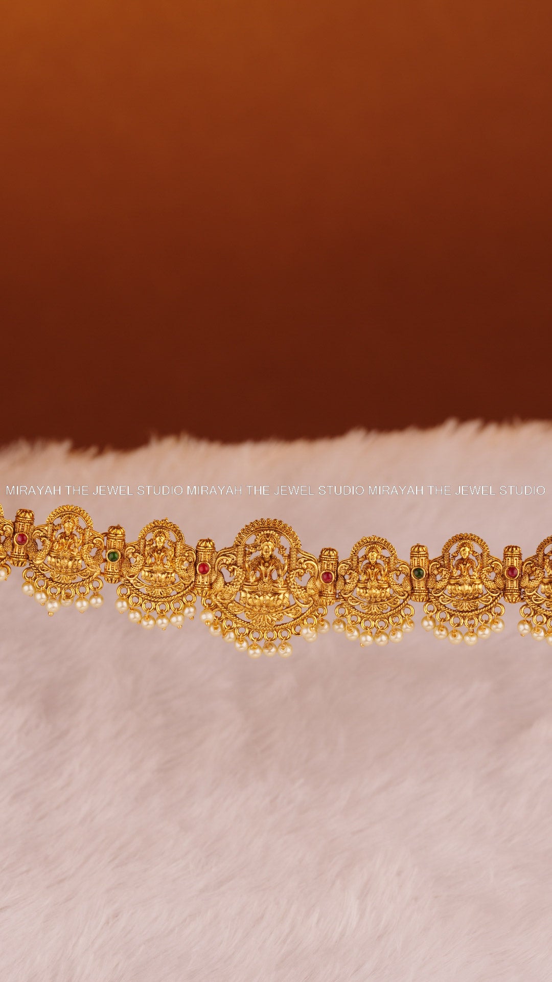 GOLDEN LAKSHMI HIPCHAIN