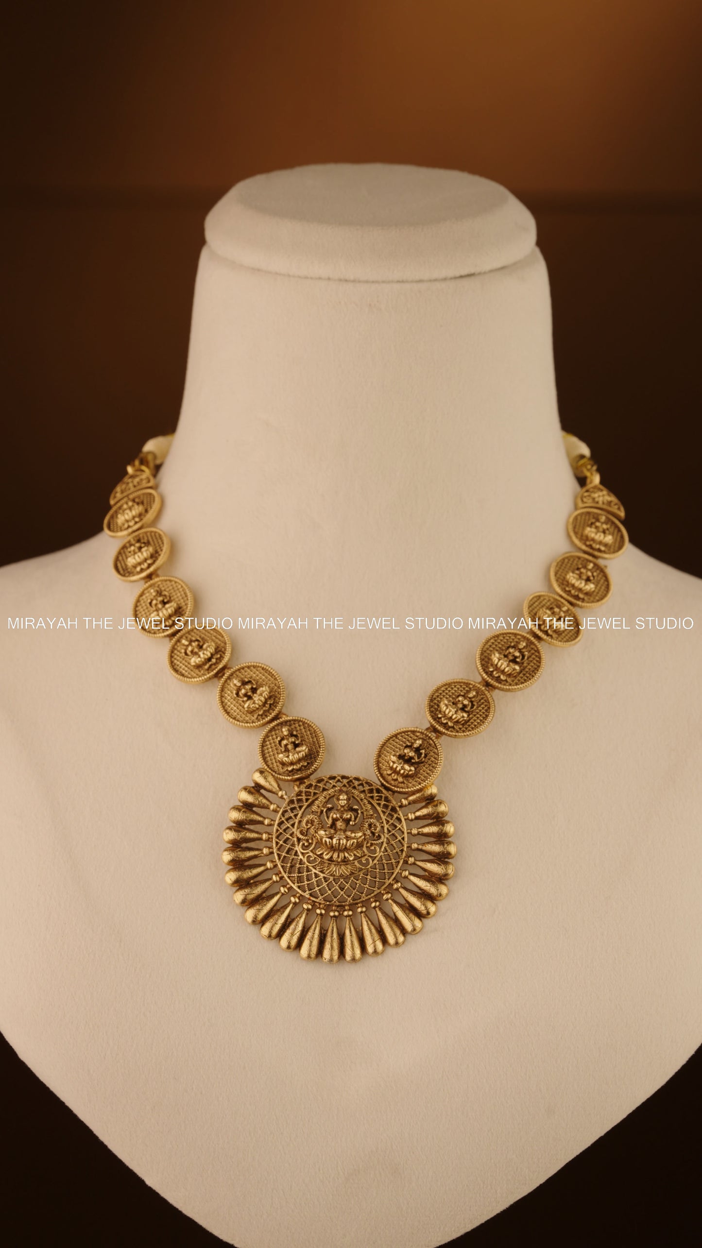 TEJAS CHAKRA NECKLACE