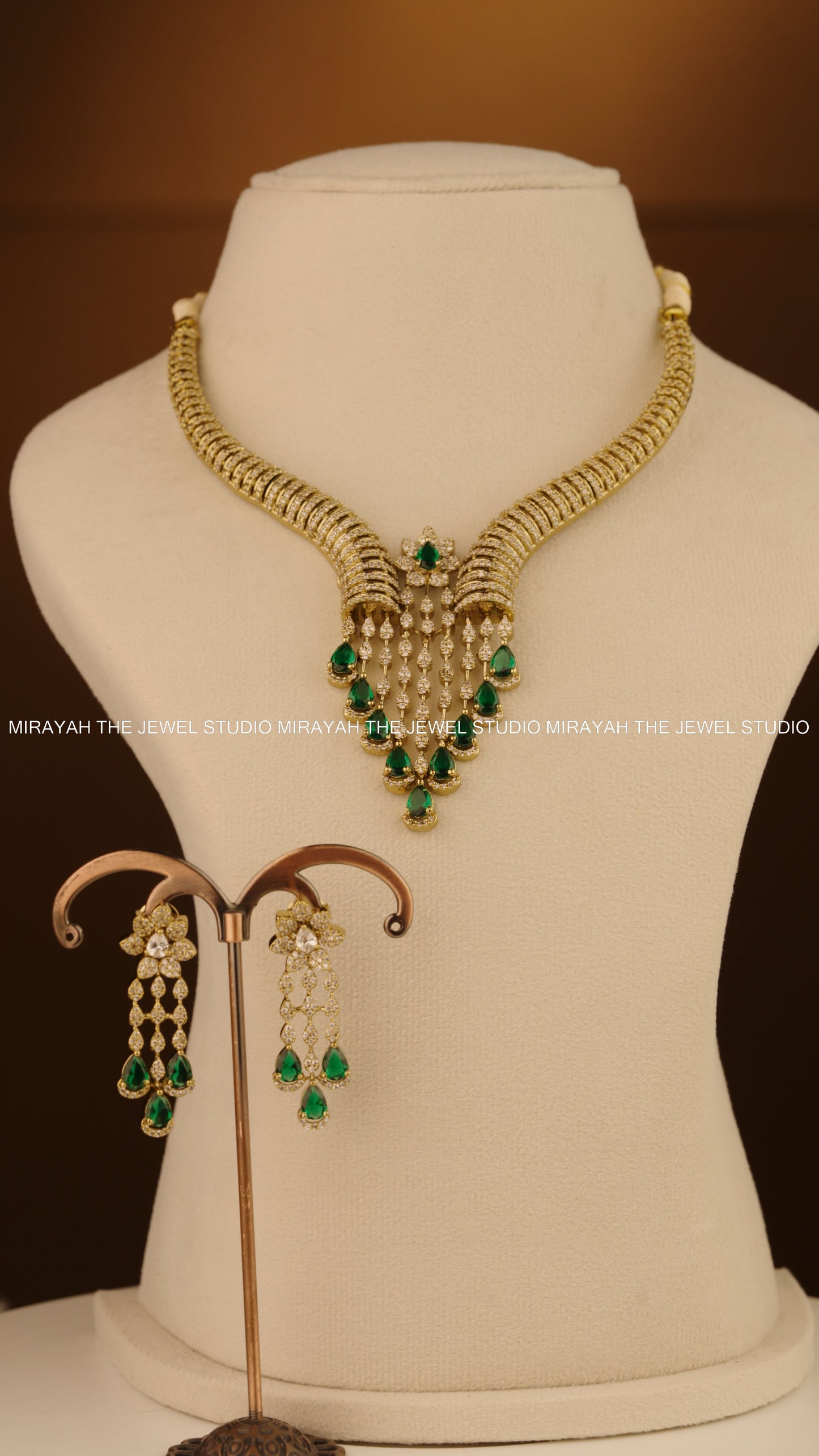 IMPERIAL STONEFALL NECKLACE - EMERALD