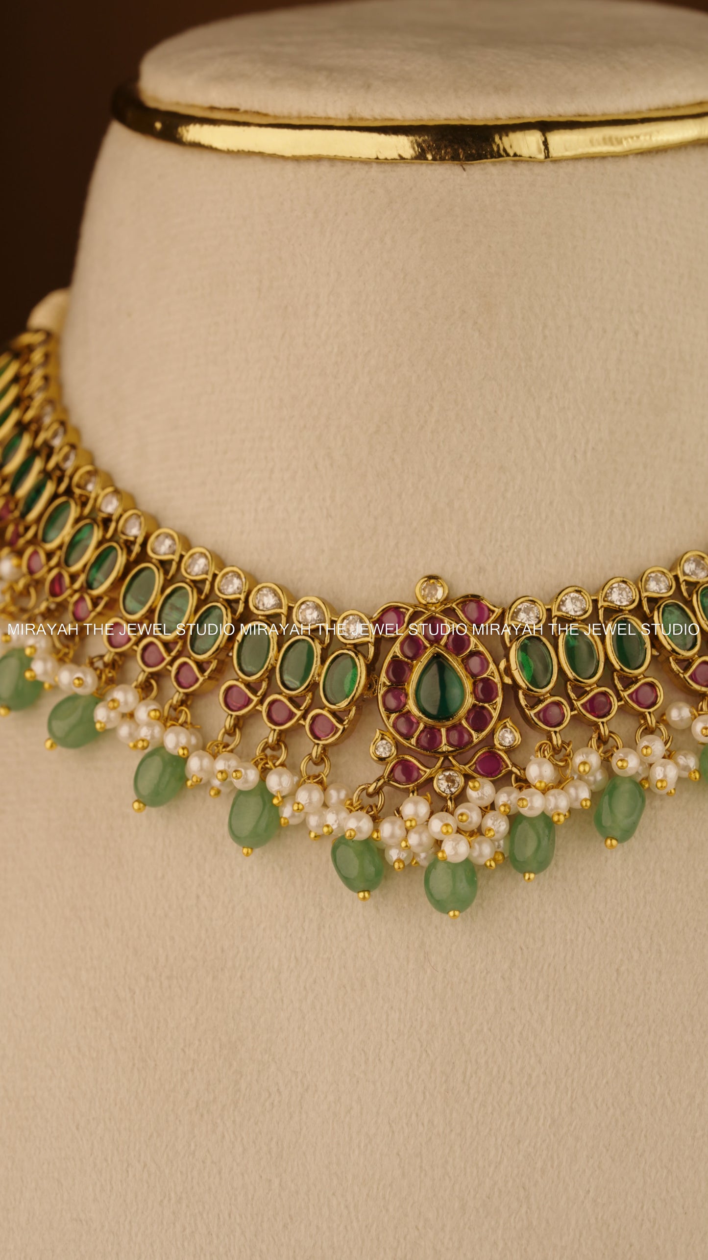 VALLENCIA GEMLINE NECKLACE