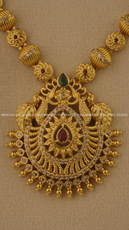 RUBY FEATHER ROYALE HARAM