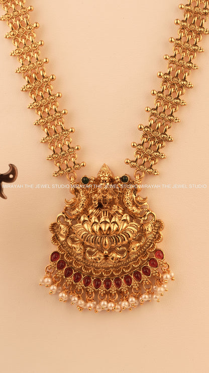 SRI VARAMAHALAKSHMI HARAM