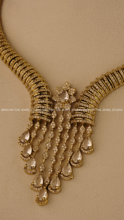 IMPERIAL STONEFALL NECKLACE - WHITE