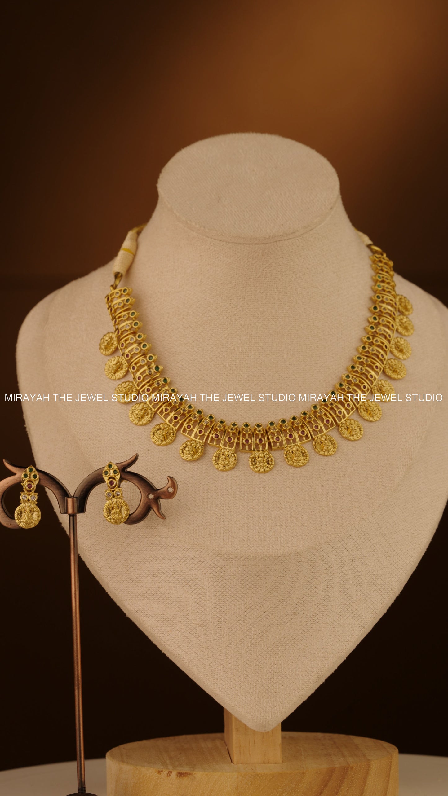 RATNA KAASU ROYALE NECKLACE