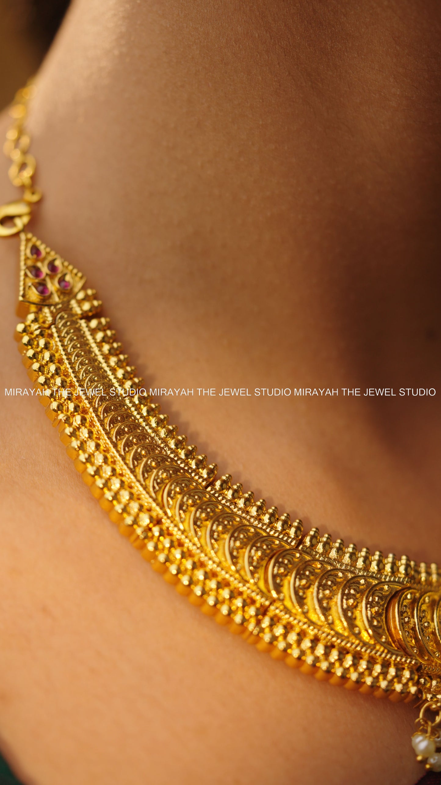 PREMIUM NAVARATNA COIN NECKLACE