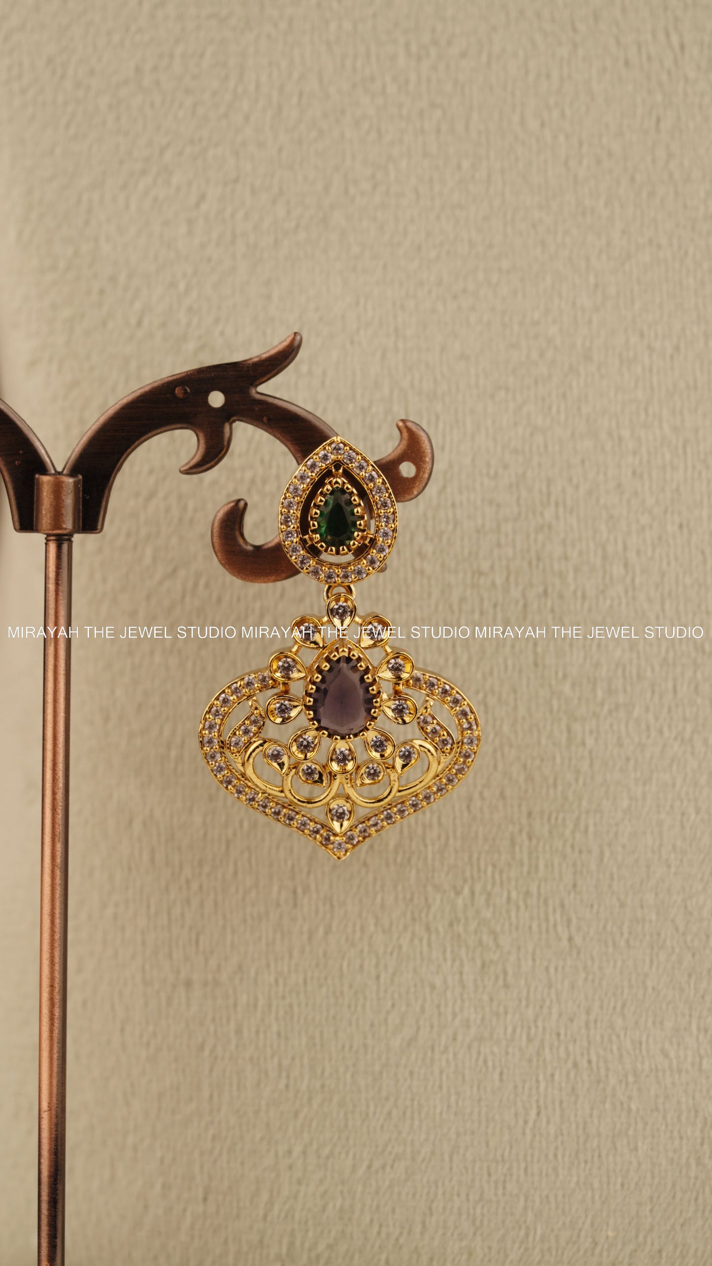 PREMIUM SWARNA RATNA NECKLACE - GREEN AND PURPLE