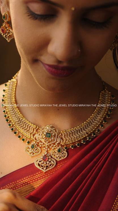 PREMIUM SWARNA RATNA NECKLACE
