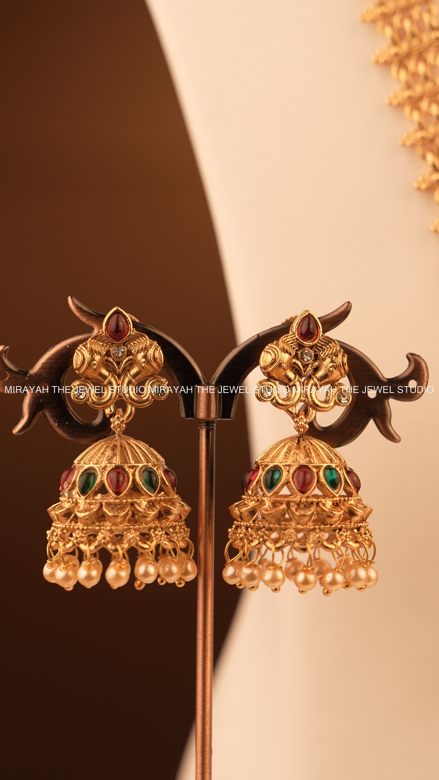 SRI VARAMAHALAKSHMI HARAM