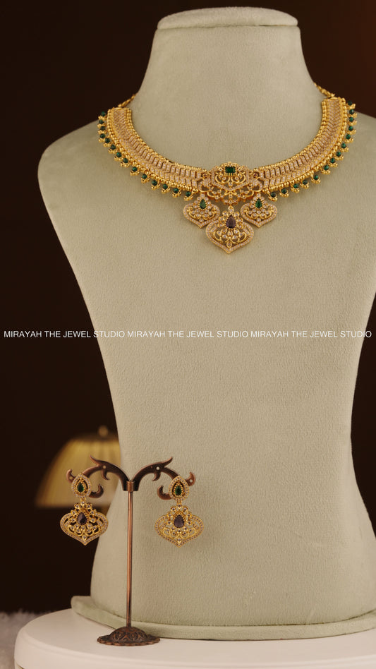 PREMIUM SWARNA RATNA NECKLACE - GREEN AND PURPLE