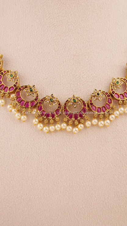 MRINAL CHANDRIKA NECKLACE - PINK